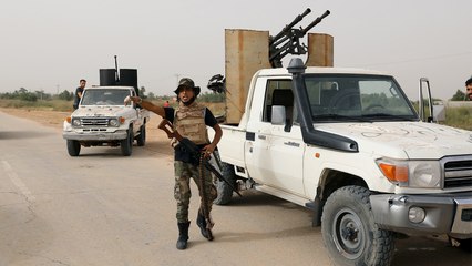 معارك على أطراف طرابلس وتركيا تعجل تدخلها العسكري ويقظة أوروبية متأخرة