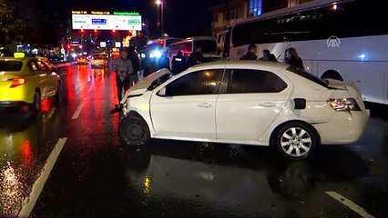 Alkollü sürücünün çarptığı otomobil 150 metre sürüklendi - İSTANBUL