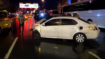 Alkollü sürücünün çarptığı otomobil 150 metre sürüklendi