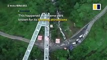 Este hombre pierde la cuerda de seguridad mientras cruzaba a saltos un puente a 150 metros de altura