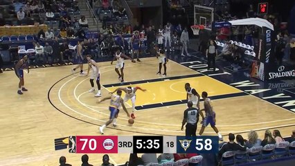 Walter Lemon Jr. (22 points) Highlights vs. Grand Rapids Drive