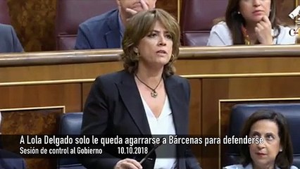 A Lola Delgado ya solo le queda agarrarse al comodín Bárcenas cuando la oposición le pinta la cara