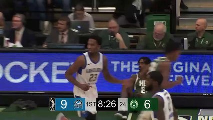 Vic Law Posts 33 points & 15 rebounds vs. Wisconsin Herd