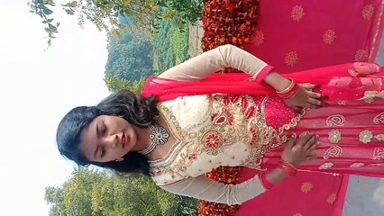 Ye gajban pani ne chali कक्षा 7 की छात्रा ने किया धमाकेदार डान्स