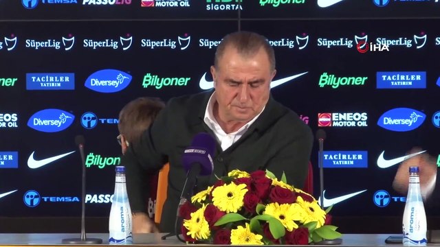 Fatih Terim: Arda Turan Futbolu Burada Bırakmalı