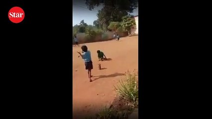 Engelli çocuğun azmi, duygulandırdı