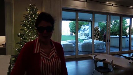 Kylie Jenner, sa fille Stormi reçoit une maison pour Noël
