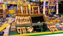Messina - Fuochi d'artificio venduti sui social, sequestrati 180 chili (28.12.19)