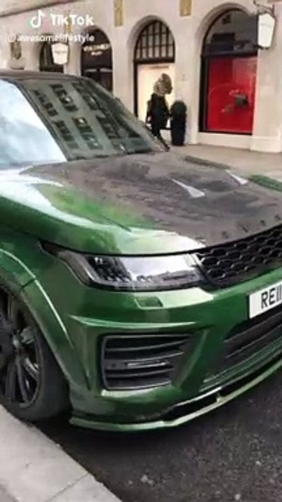 Poor boy bay  range Rover car in india