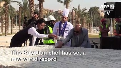 A giant Tutankhamun mask made with coffee cups sets world record