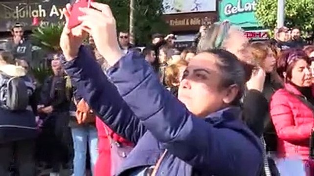 Antalya'da da kadınların Las Tesis protestosuna polis engeli