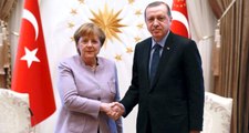 Cumhurbaşkanı Erdoğan ile Angela Merkel arasında önemli görüşme! Bölgesel konular ele alındı