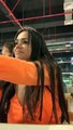 Mayra Goñi hace transmision en vivo desde aeropuerto antes de ir a Miami a encontrarse con su amado Nesty 29.12.2019