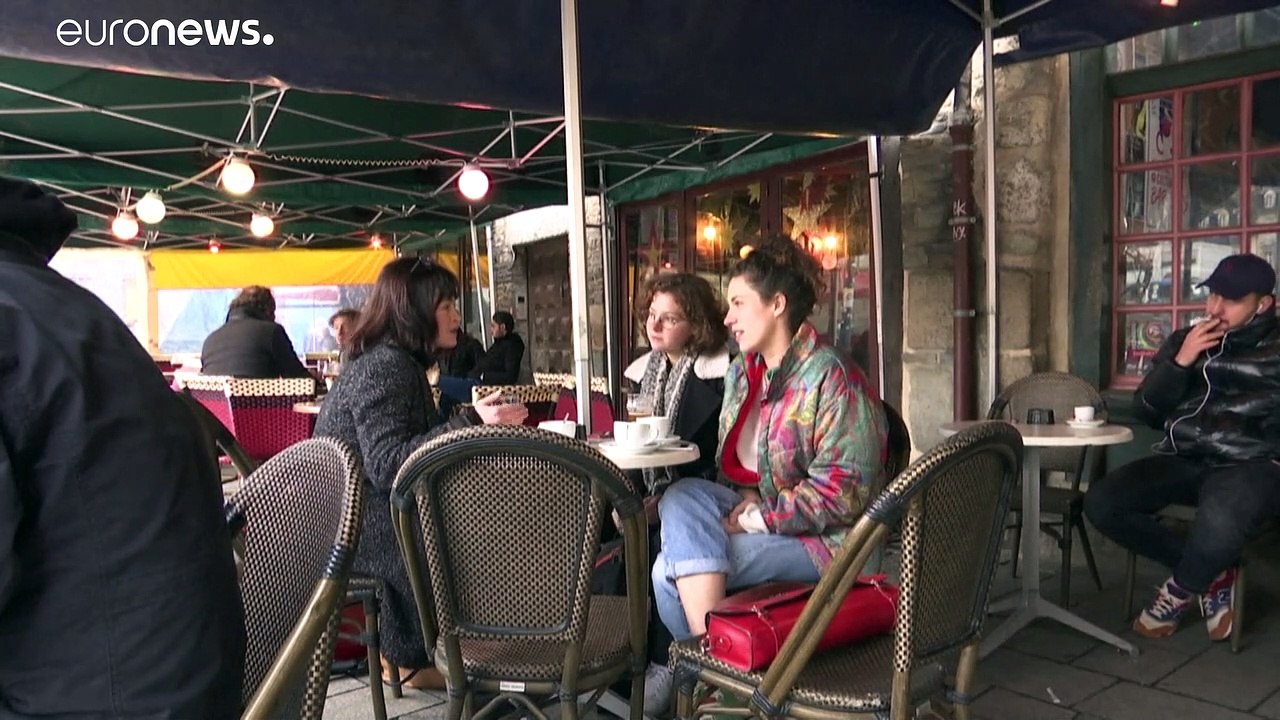 Frankreich: Apéro und Zigarette künftig auf unbeheizter Terrasse?