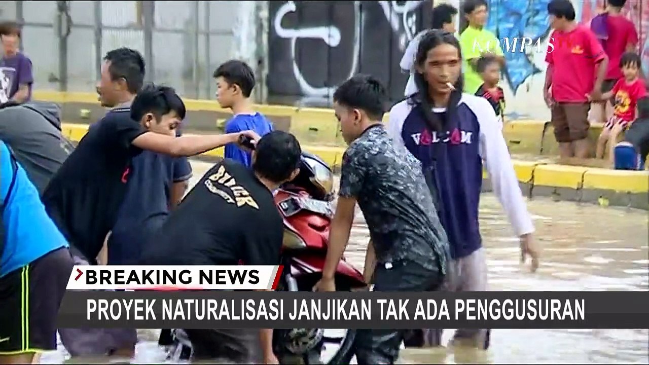 Revitalisasi Sungai Tanpa Penggusuran, Menjadi Kendala Melanjutkan Program Normalisasi