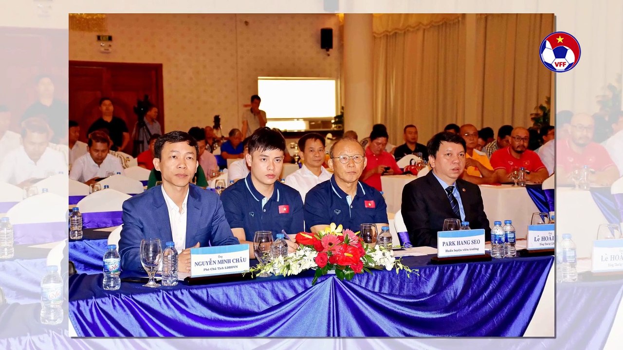 Grand Sport tiếp tục tài trợ trang phục và trang thiết bị tập luyện cho các ĐTQG | VFF Channel