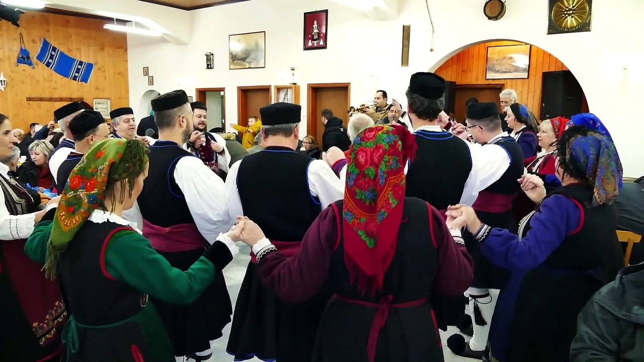 Tovoion Tv  Αυγερινός Βοΐου Γουρουνοχαρά 29:12:2019-  Χορευτικό Συλλόγου Βοϊωτών Κοζάνης "Η Αγία Παρασκευή"