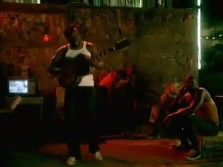 Shakira - Hips Don't Lie (Official Music Video) ft. Wyclef Jean