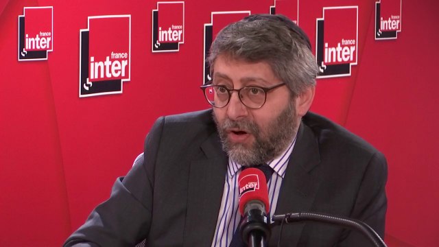Haïm Korsia : Les dégradations de tombes, c'est insupportable ; mais les Alsaciens, des voisins, se sont dressés pour dire 'on va garder nos cimetières', sans être juifs