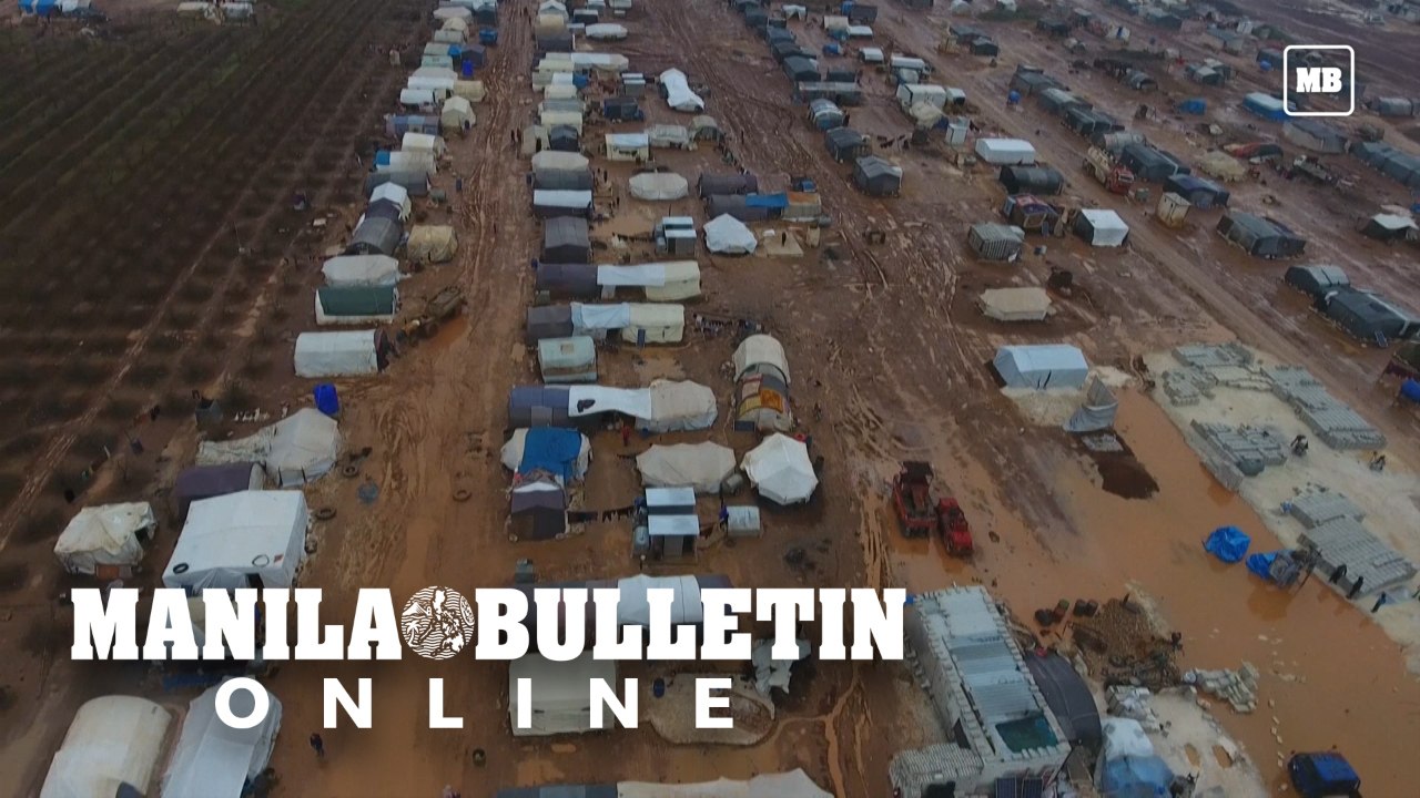 Syria: Mud surrounds a displaced camp north of Idlib due to heavy rain