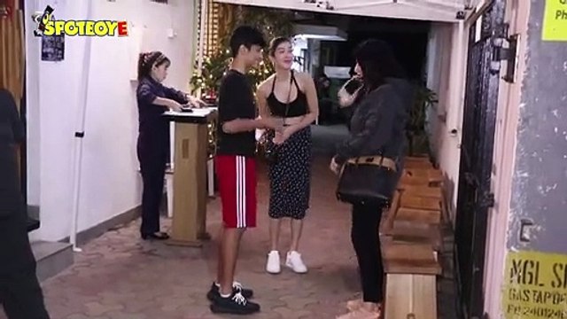 Shanaya Kapoor With Mother Maheep & Brother Jahaan Spotted At Izumi In Bandra
