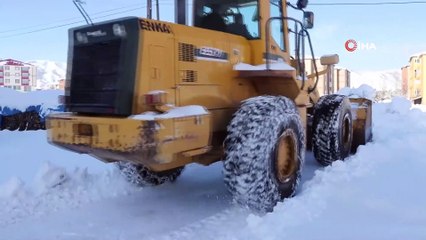 Bitlis’te 33 köy yolu kar nedeniyle ulaşıma kapalı