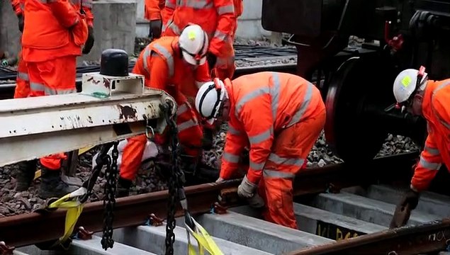 Network Rail successfully complete Christmas upgrades at Leeds station