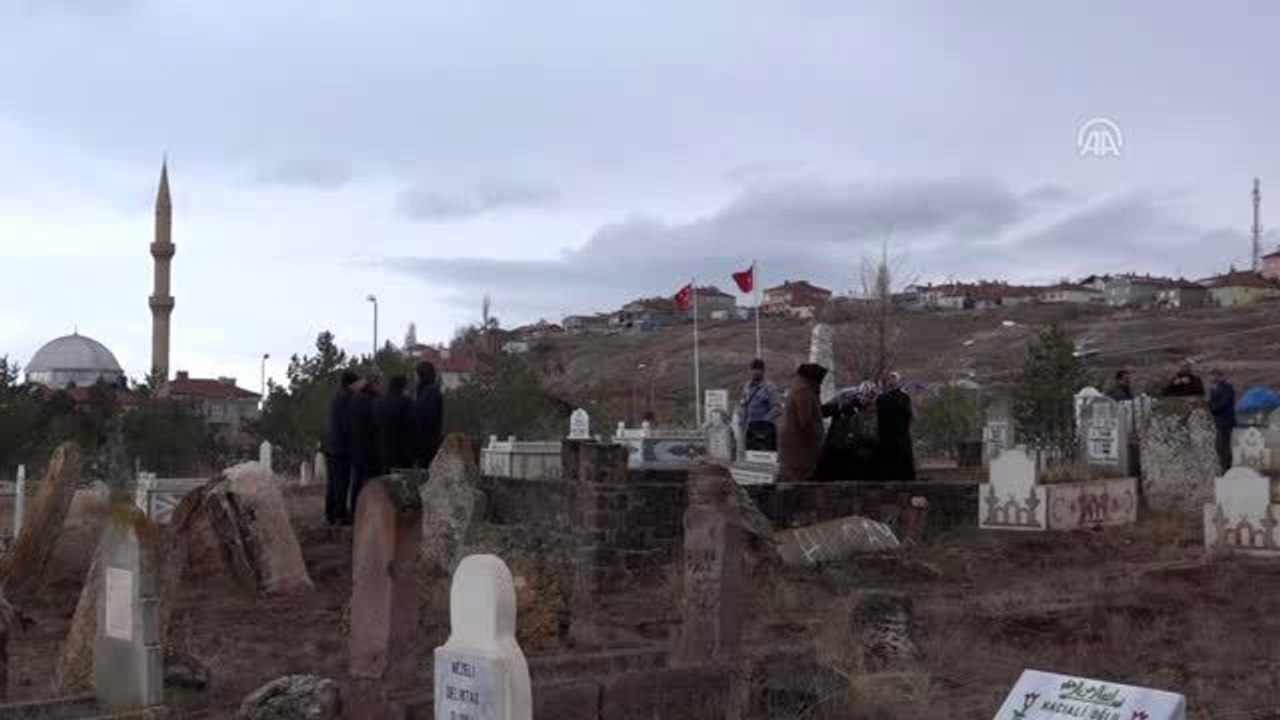 "Aşık Sefil Selimi" mezarı başında anıldı - SİVAS