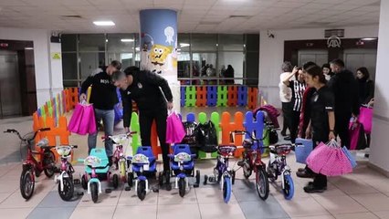 Aydınlı Beşiktaşlılardan hasta çocuklara yeni yıl sürprizi - AYDIN