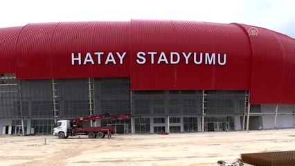 Gençlik ve Spor Bakanı Kasapoğlu, Hatay Stadı'nda incelemelerde bulundu