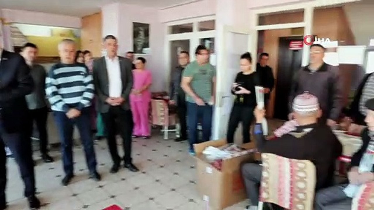 Başkan Ercengiz, yeni yılı huzurevinde kutladı
