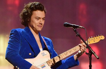 Harry Styles' Fine Line maintains US number one for second consecutive week