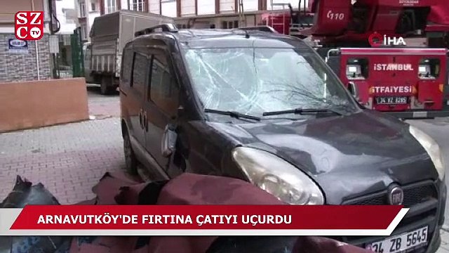Arnavutköy’de fırtınada çatı uçtu, hastane tabelası devrildi