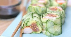Apprenez à réaliser facilement l'impressionnant Maki saumon surimi en écailles de concombre