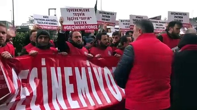 İşçiler MESS önünde: İnsanca çalışma koşulları için mücadele edeceğiz
