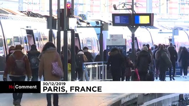 Weary French travellers face new week of transport disruption