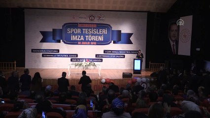 Bakan Kasapoğlu, İskenderun'da Spor Tesisleri Yatırım Prokotokolü'nü imzaladı