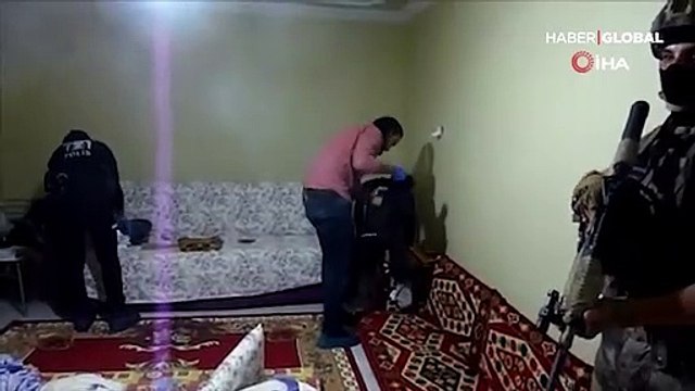 Bingöl merkezli 3 ilde nefes kesen DEAŞ operasyonu: 16 gözaltı