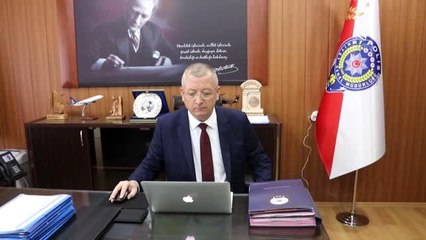 Isparta Emniyet Müdürü Akay, AA'nın "Yılın Fotoğrafları" oylamasına katıldı