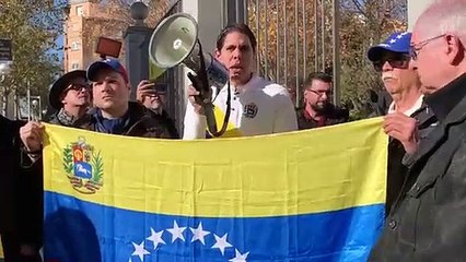 Venezolanos en España solicitan acceso al mercado laboral