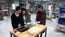 İzmir iç mimarlık öğrencileri izmir körfezi'ni temizleyen taşıt tasarladı