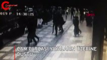 Cam parçası yayaların üzerine düştü!