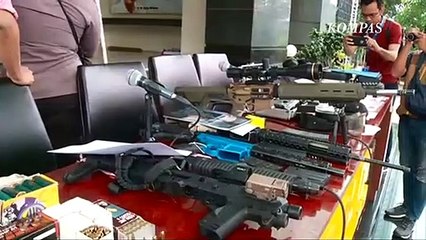 'Koboi' Lamborghini Koleksi Granat Aktif dan Senjata Api, Ini Penampakannya
