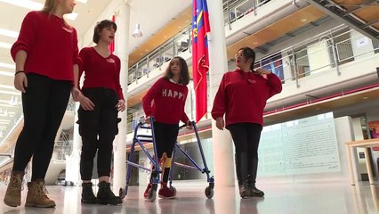 Serebral palsili İrem, 2020'yi 'ayakta' karşılayacak - ANKARA