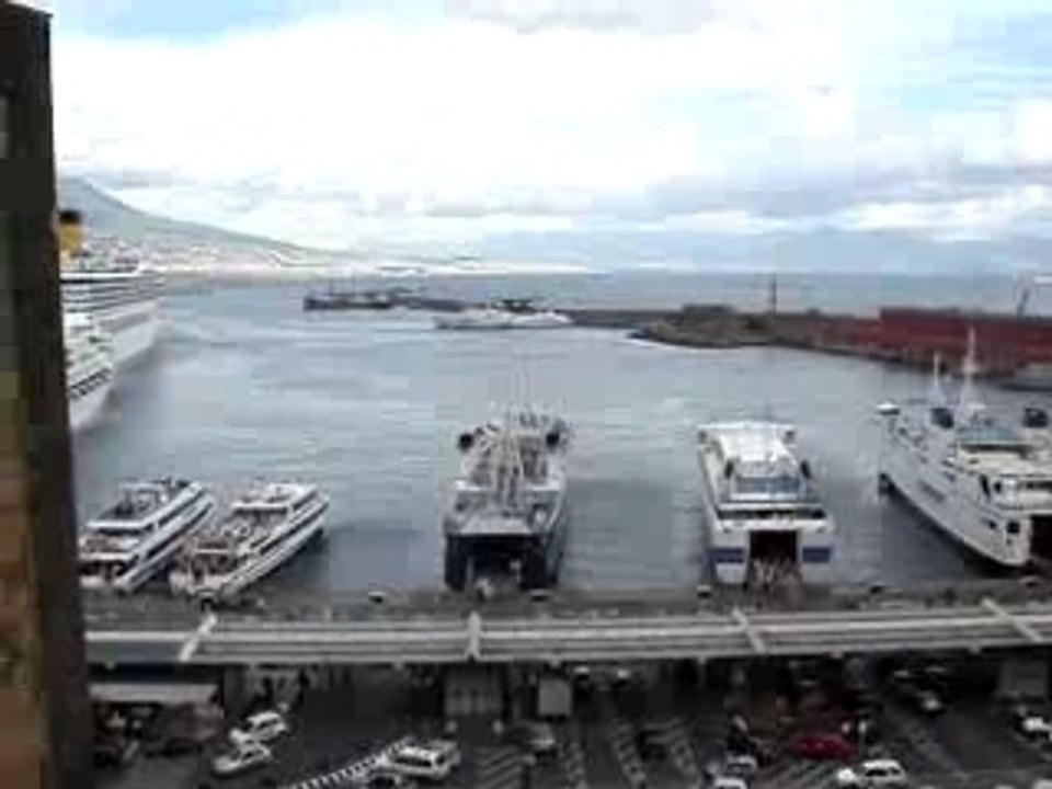 Napoli: view from castle