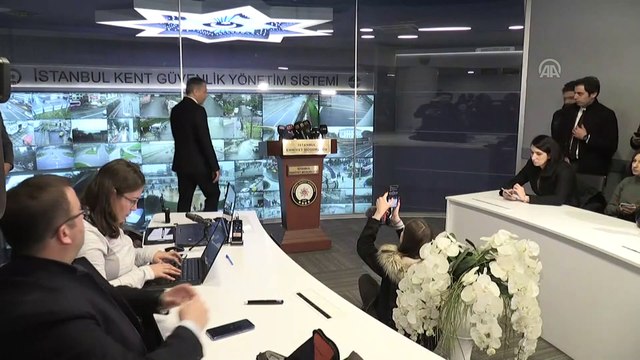 İstanbul Valisi Yerlikaya, yeni yıl tedbirlerine ilişkin açıklamalarda bulundu - İSTANBUL