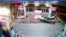 Kontrolden çıkan otomobilin akaryakıt istasyonuna girmesi güvenlik kamerasında - TEKİRDAĞ