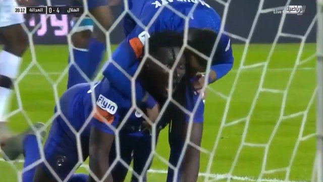 Pied droit, pied gauche, tête, le triplé parfait de Bafé Gomis avec Al-Hilal