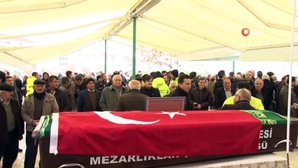 Somali'deki bombalı saldırıda  hayatını kaybeden Mehmet Kaplan toprağa verildi