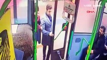 Polislerden kaçan şahıs otobüste saniye saniye böyle yakalandı